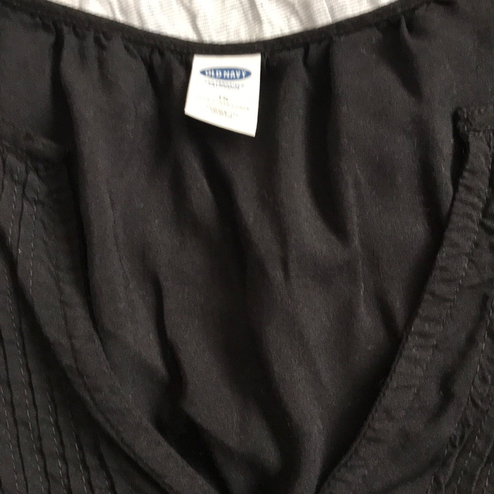 Black flowy top